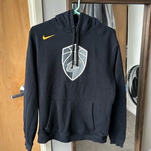 Nike Cleveland Cavaliers Hoodie, Size M, Lightly Worn